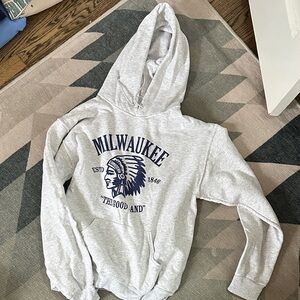 Gray Milwaukee the good land brew city Graphic Hoodie